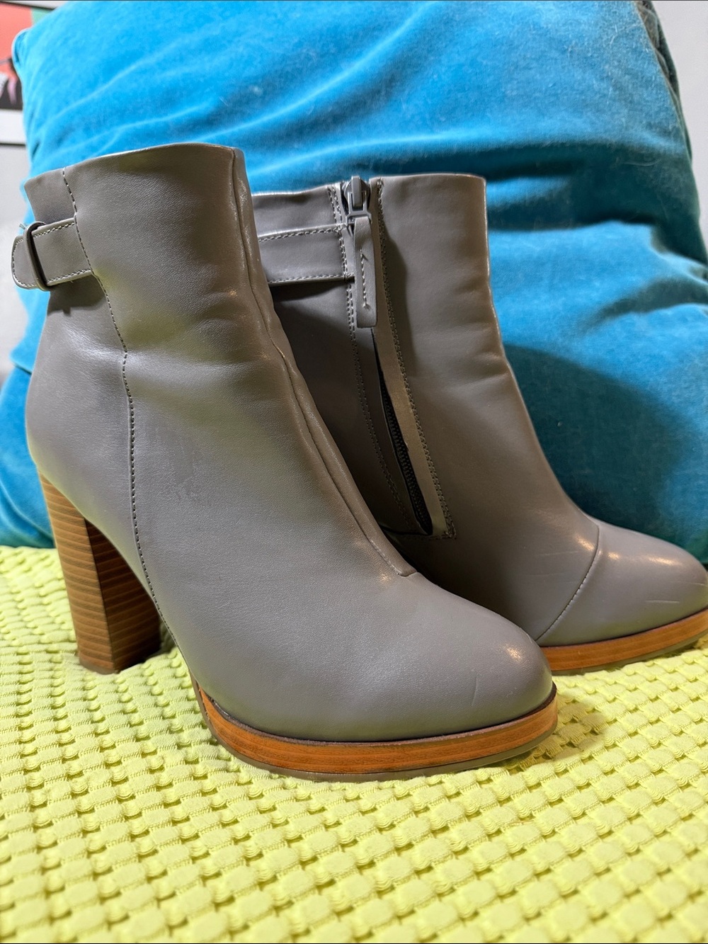 Steve Madden Gray Leather Platform Block Heel Ankle Boots